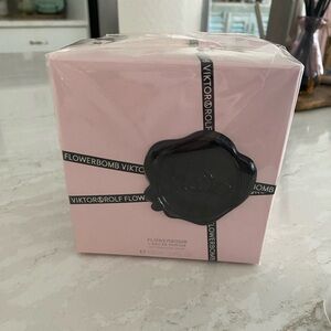 Viktor & Rolf Flowerbomb Perfume in Diamond Grenade Bottle 3.4FL OZ